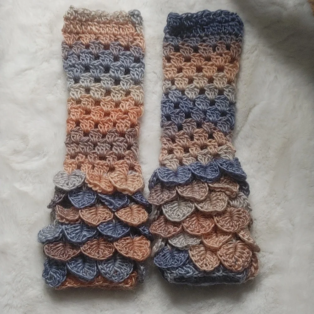 Handmade Dragonscale Fingerless Texting Gloves Armwarmers Wool Denim & Sand